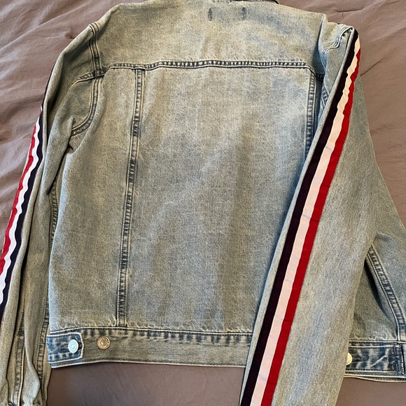 Pacsun Striped Jean Jacket. Medium - Picture 2 of 4